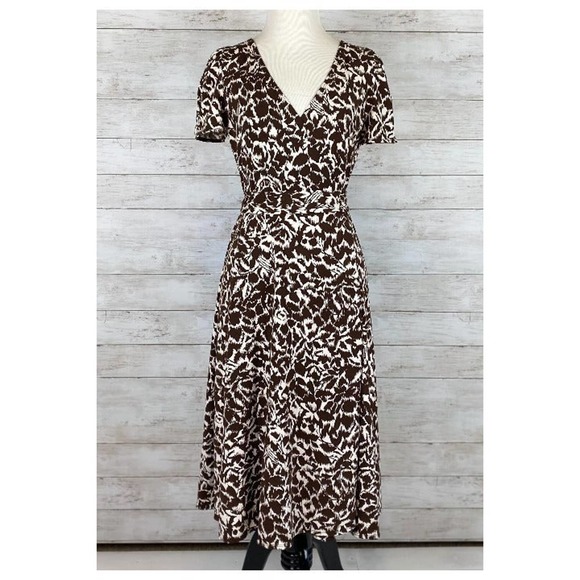 BCBGMaxAzria Dresses & Skirts - BCBG MaxAzria Comfy Wrap Dress